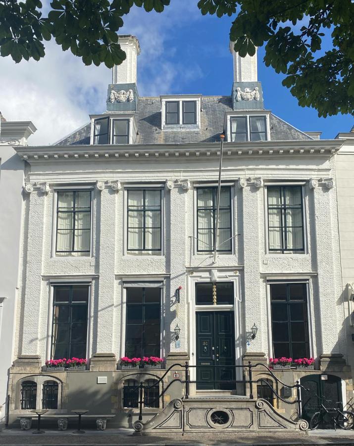 Готель Logies Aan De Dam Мідделбург Екстер'єр фото